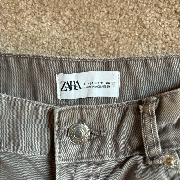 Zara cargo pants, low rise - Picture 2 of 3